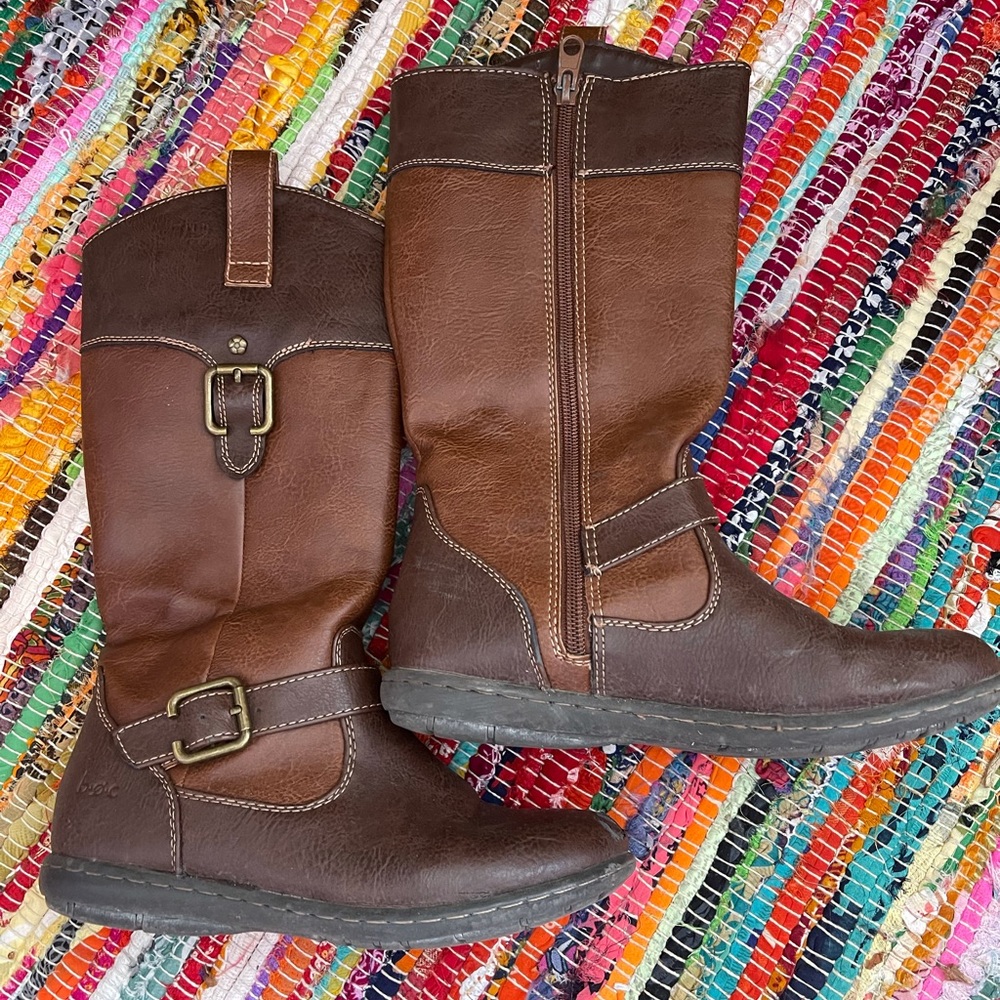 Girls riding boots